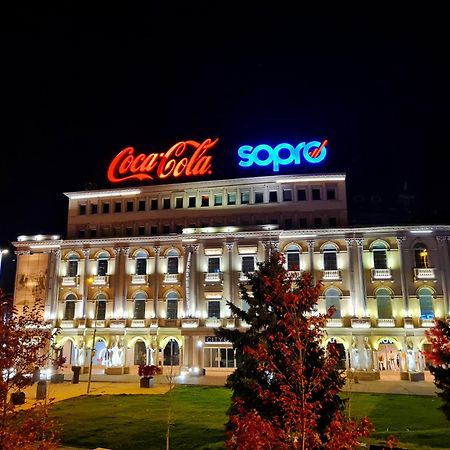 Appartamento Mika Square Skopje Esterno foto
