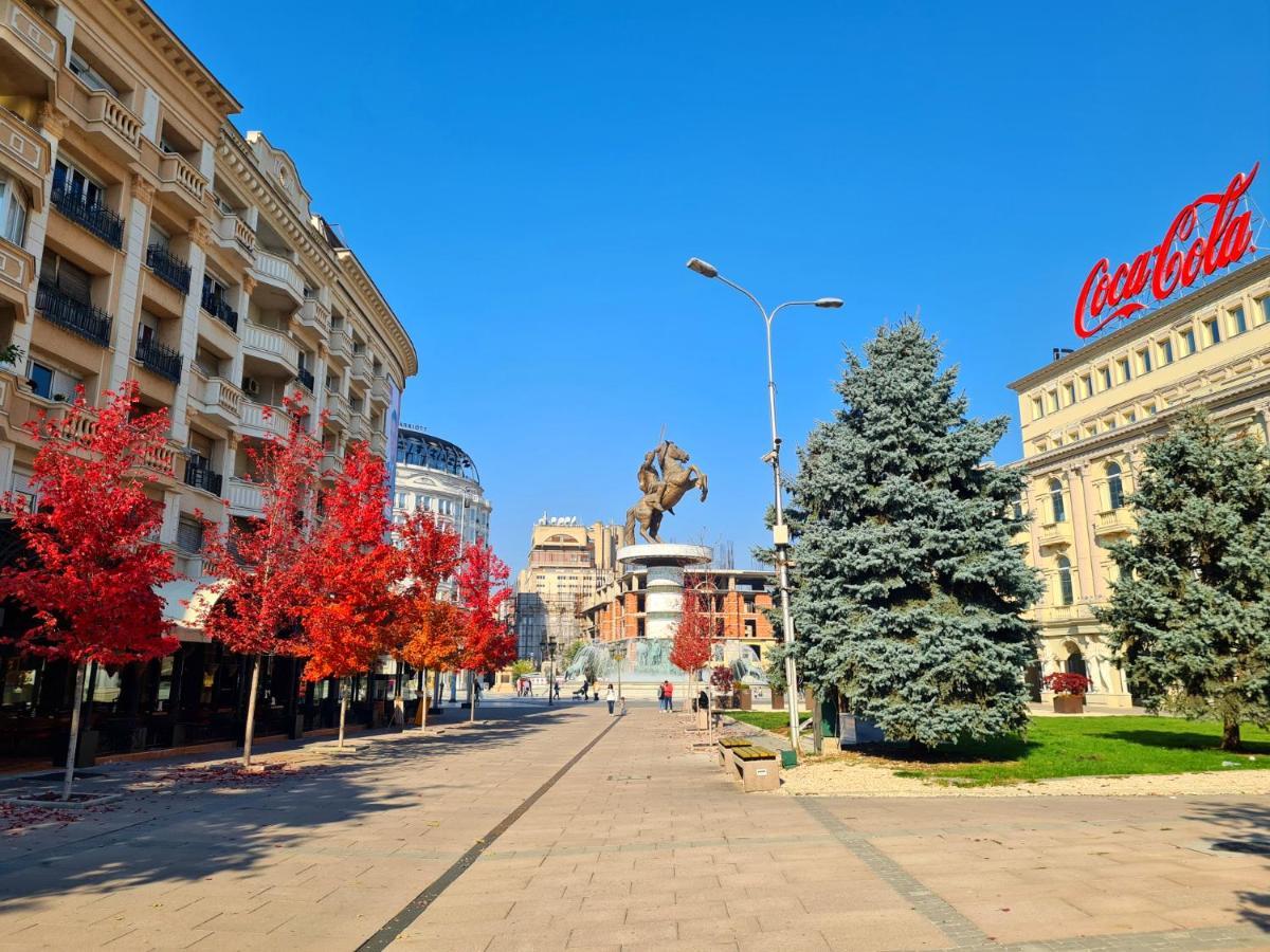 Appartamento Mika Square Skopje Esterno foto