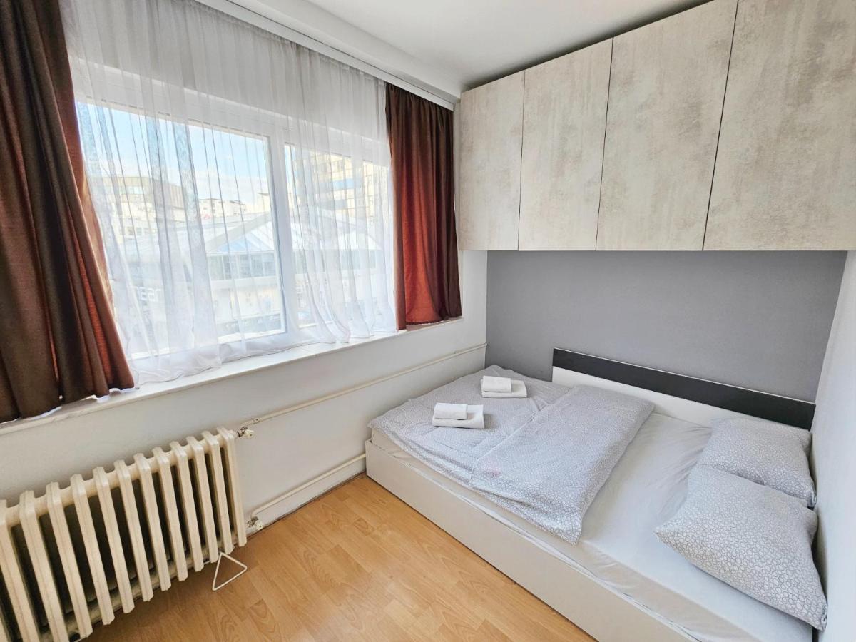 Appartamento Mika Square Skopje Esterno foto